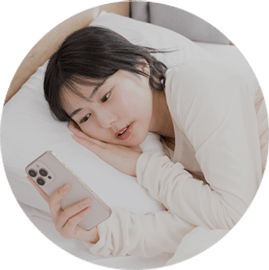スマホを手放せず、目と頭が休まらない